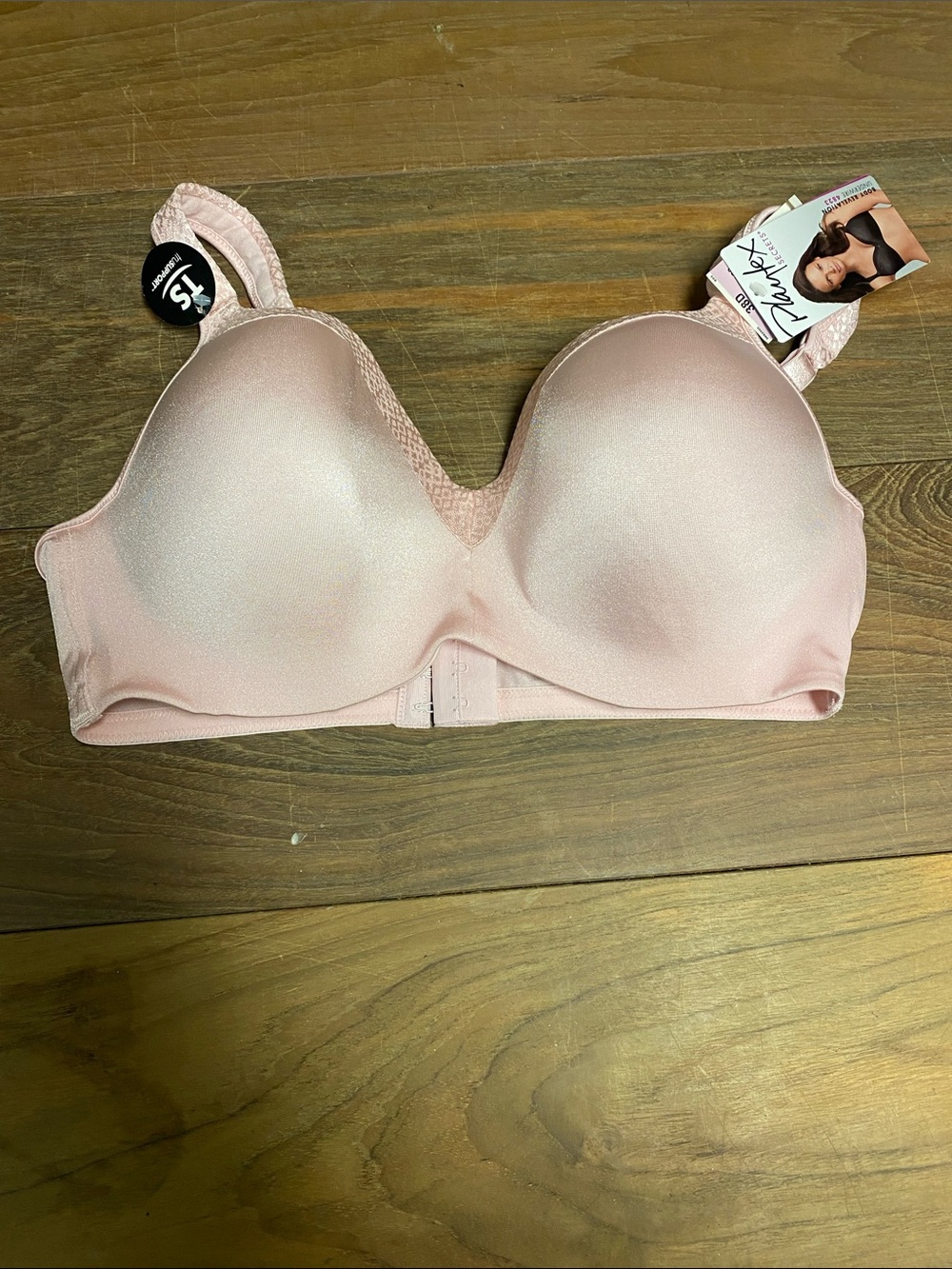 Playtex Blush Pink Molded Cup Bra with Smooth Finish